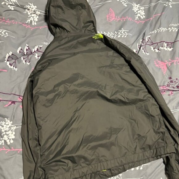 North Face Fleece lined windbreaker size XL YOuth - Picture 3 of 3